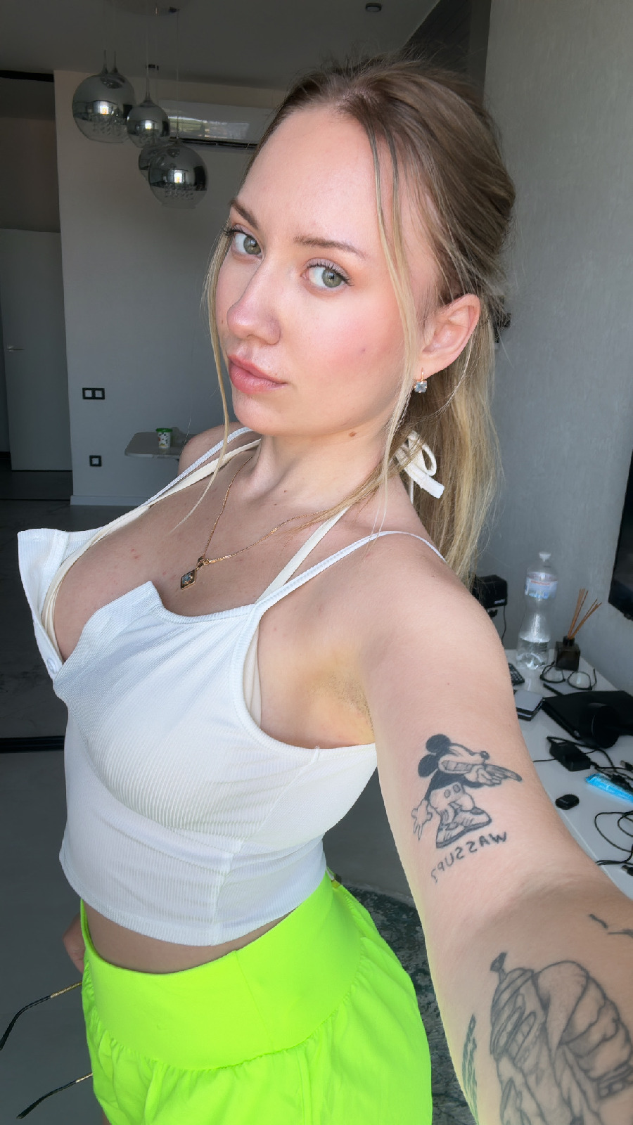 KateV in her underwear in Kermanshah