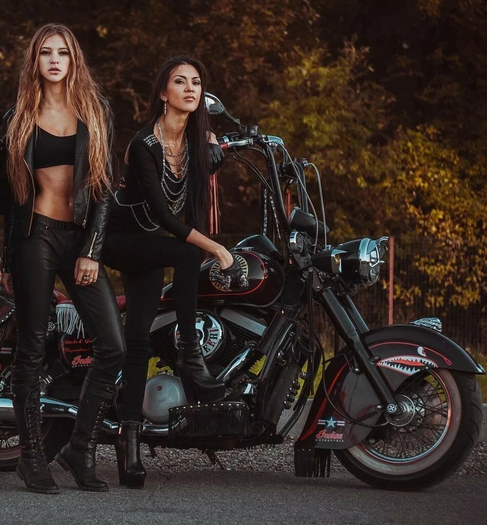 Beautiful girls and bikes in Kermanshah